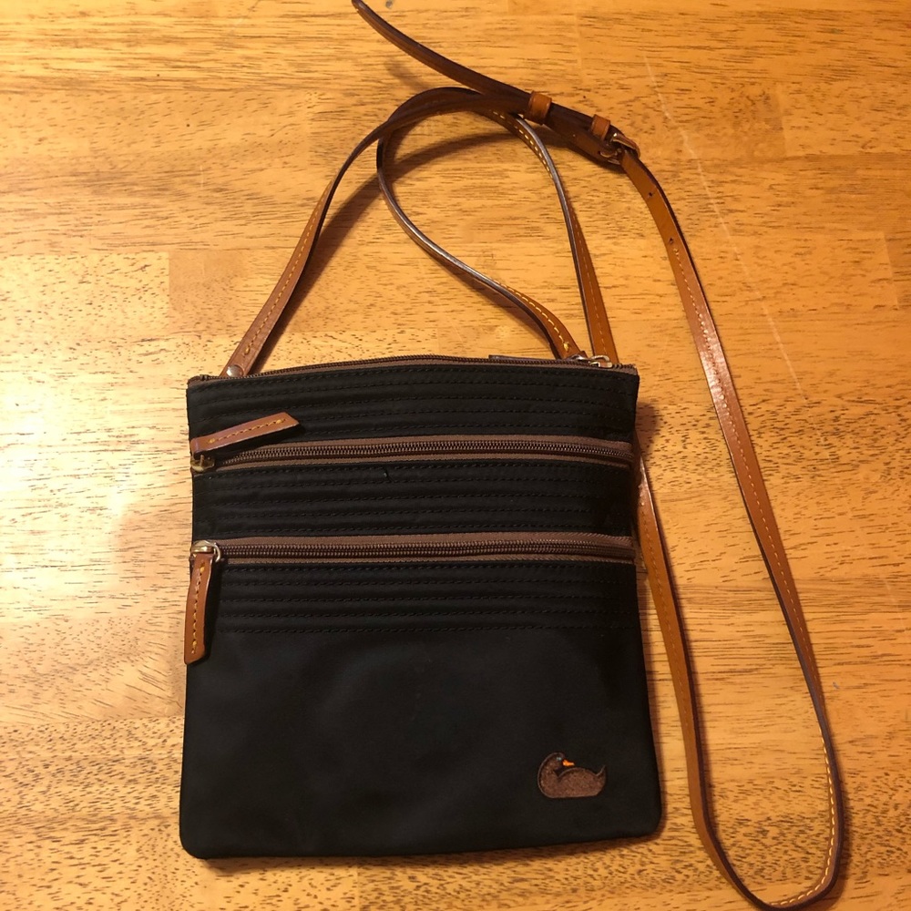 Dooney & Bourke crossbody bag